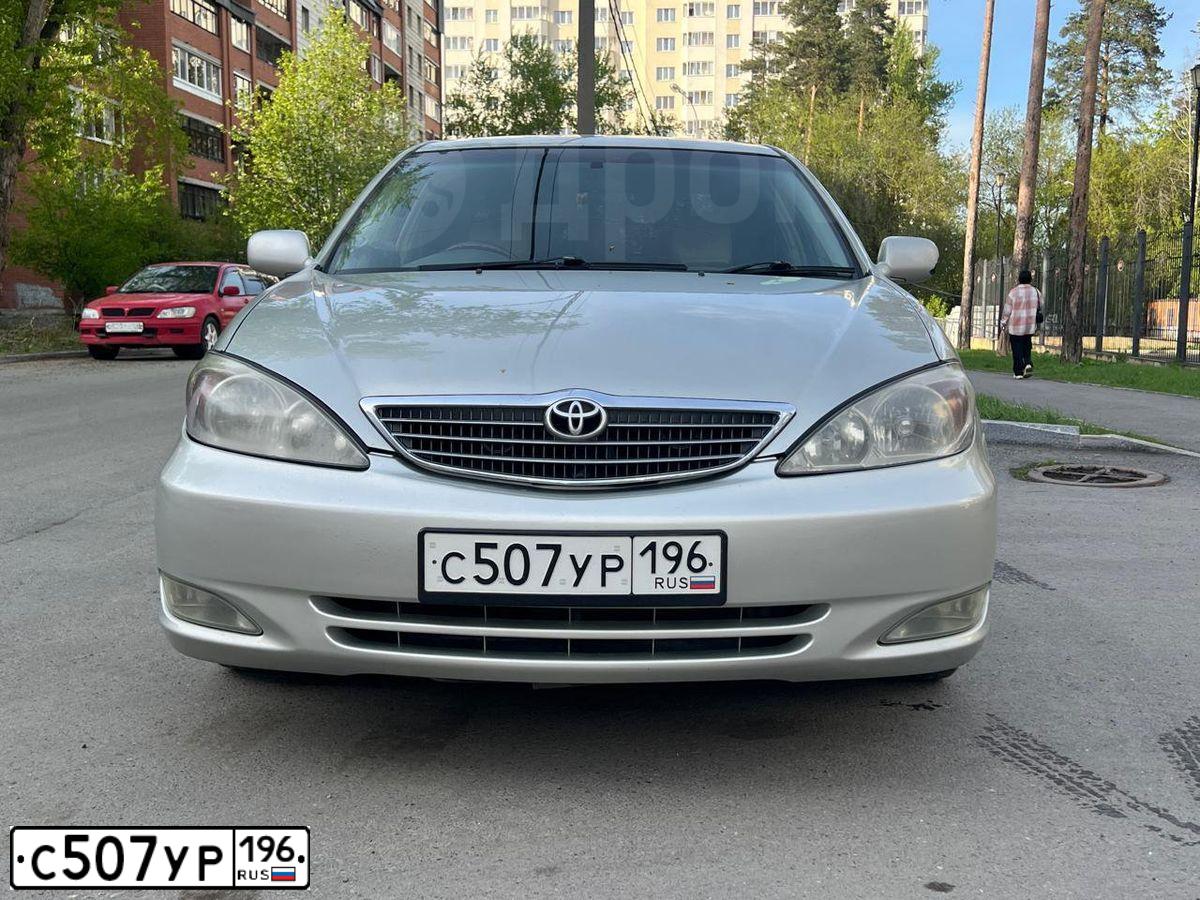 Фото автомобиля TOYOTA CAMRY, 2003 — госномер М787АН96. Цвет: СВЕТЛО-СЕРЫЙ