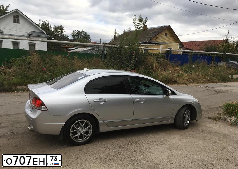 Фото автомобиля HONDA CIVIC, 2008 — госномер А178МР173. Цвет: Белый
