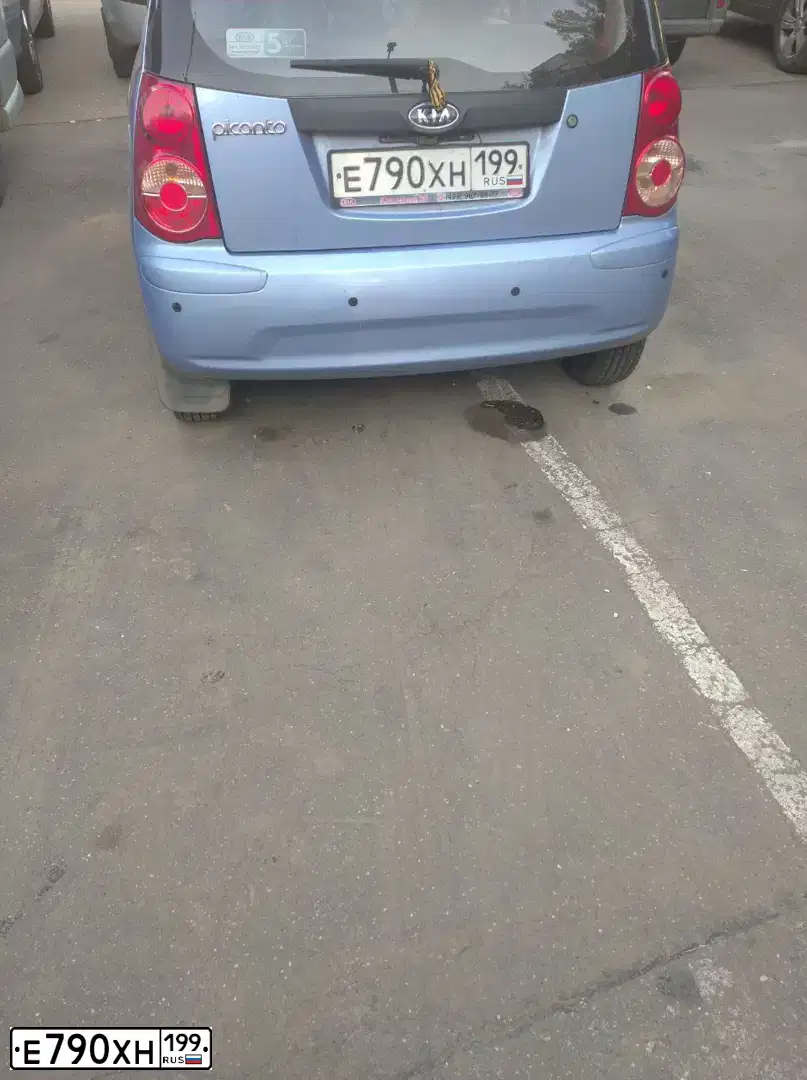 Фото автомобиля KIA PICANTO / MORNING, 2010 — госномер Е790ХН199