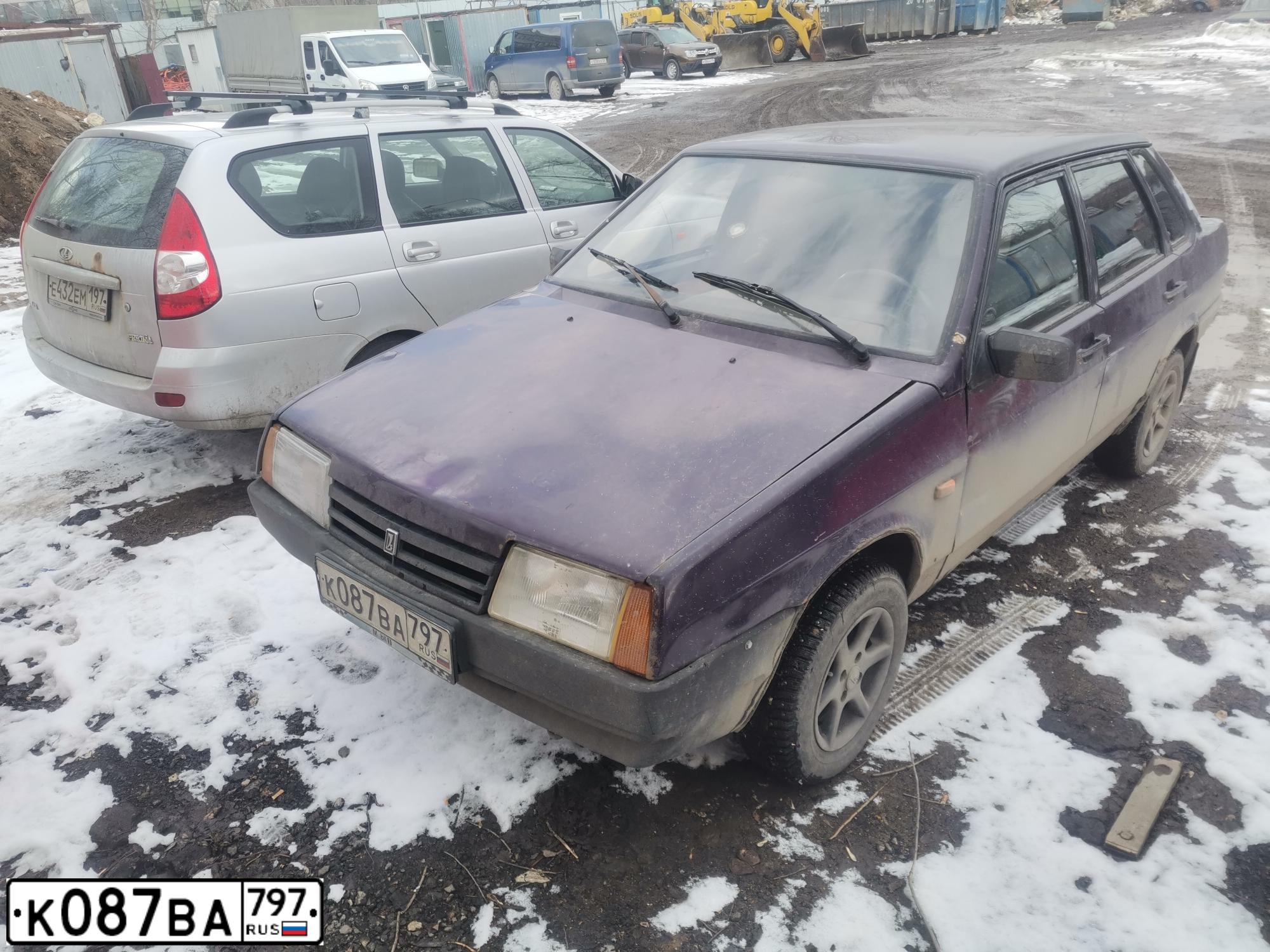 Фото автомобиля LADA 2109 SAMARA, 1998 — госномер К582КУ136. Цвет: ФИОЛЕТОВЫЙ