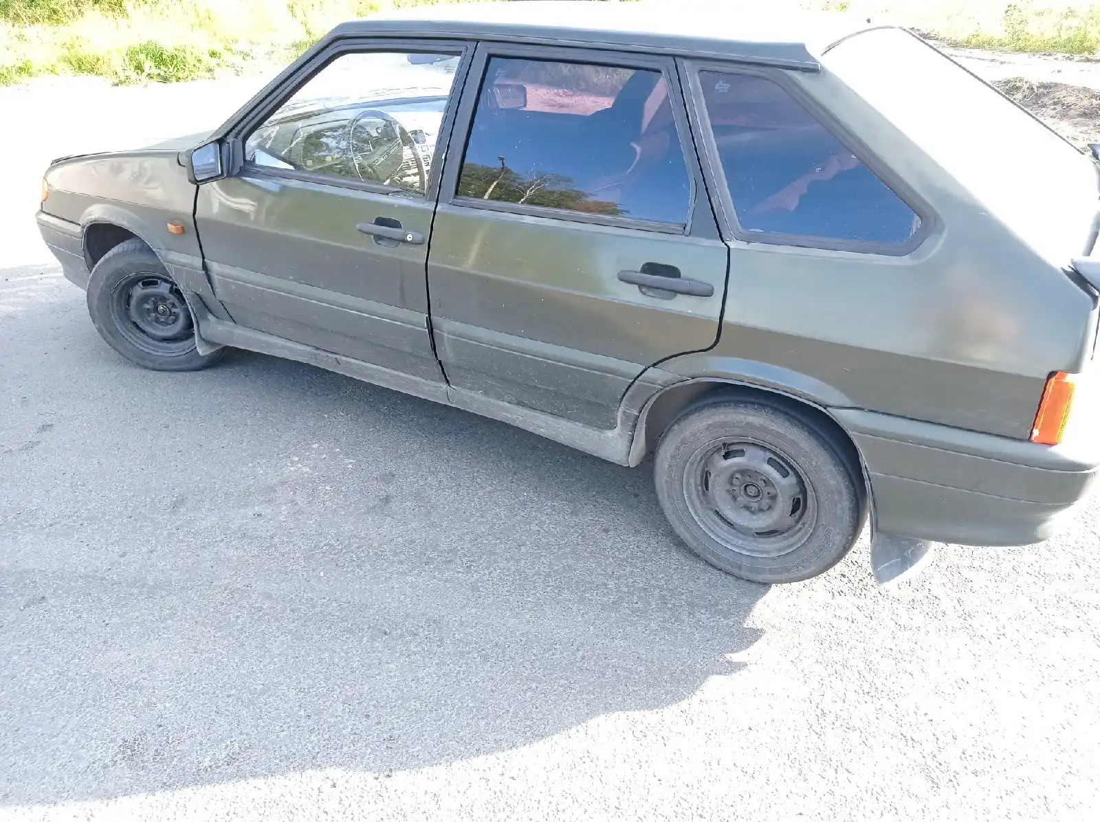 Фото автомобиля LADA 2114 SAMARA, 2004 — госномер Н862ВХ10. Цвет: ЗОЛОТИСТЫЙ ТЕМНО-ЗЕЛЕНЫЙ