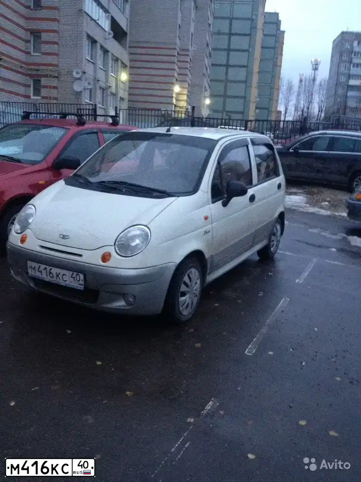 Фото автомобиля DAEWOO MATIZ, 2010 — госномер М416КС40. Цвет: ТОПЛЕНОЕ-МОЛОКО