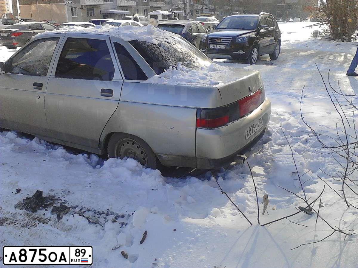 Фото автомобиля LADA 2110, 2001 — госномер А875ОА89. Цвет: СВЕТЛО-ЗЕЛЕНЫЙ