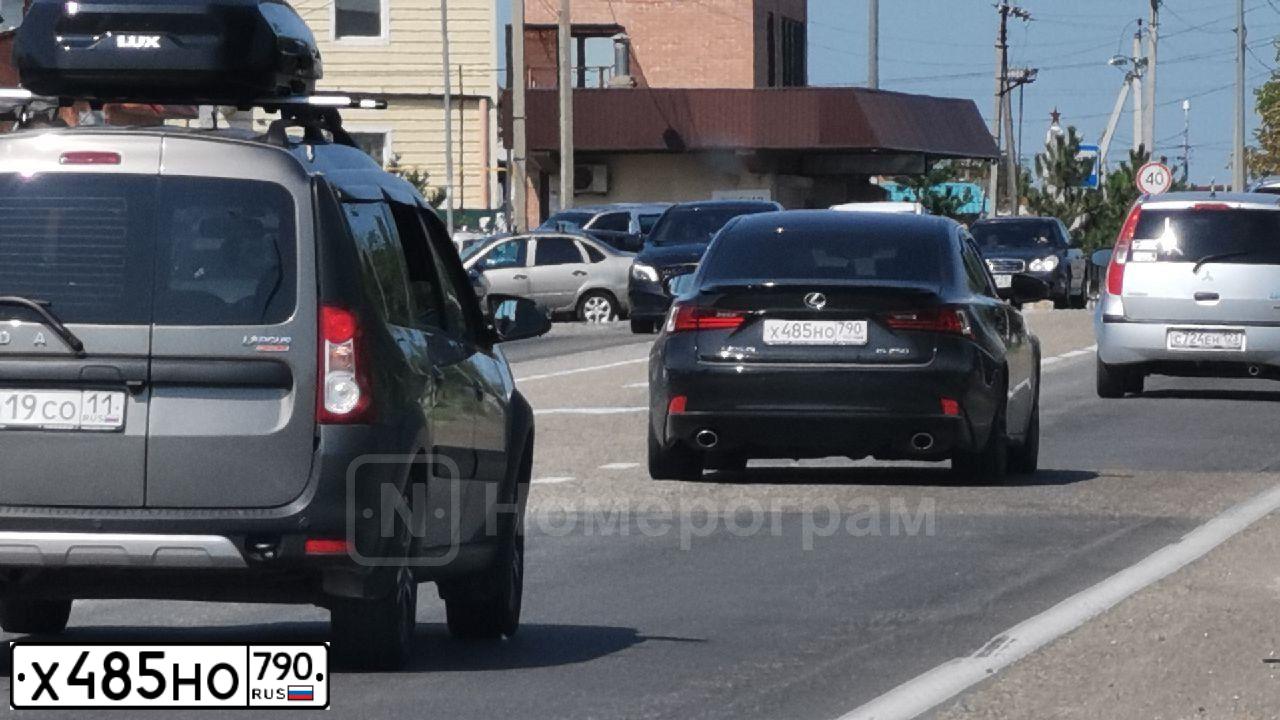 Фото автомобиля LEXUS IS250, 2014 — госномер Е671КК977. Цвет: ЧЕРНЫЙ