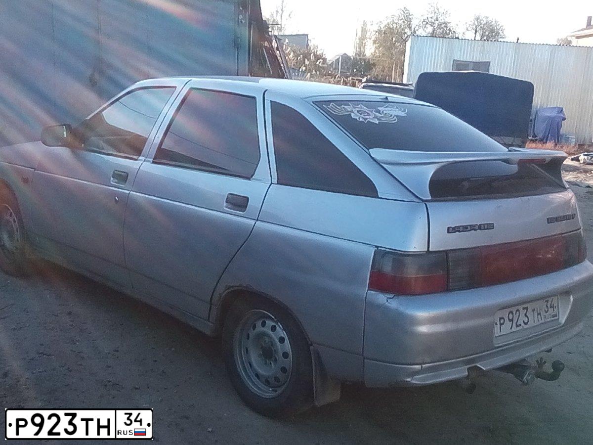 Фото автомобиля LADA 2112, 2003 — госномер Р923ТН34. Цвет: СВЕТЛО-СЕРЕБРИСТЫЙ МЕТАЛЛ