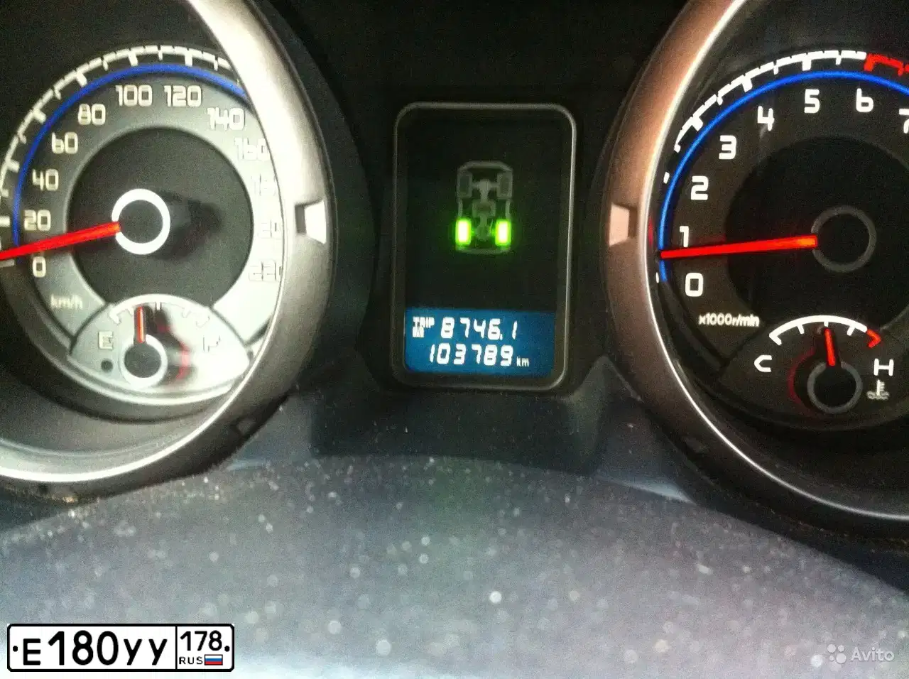 Фото автомобиля MITSUBISHI PAJERO, 2011 — госномер Е180УУ178. Цвет: ЧЕРНЫЙ