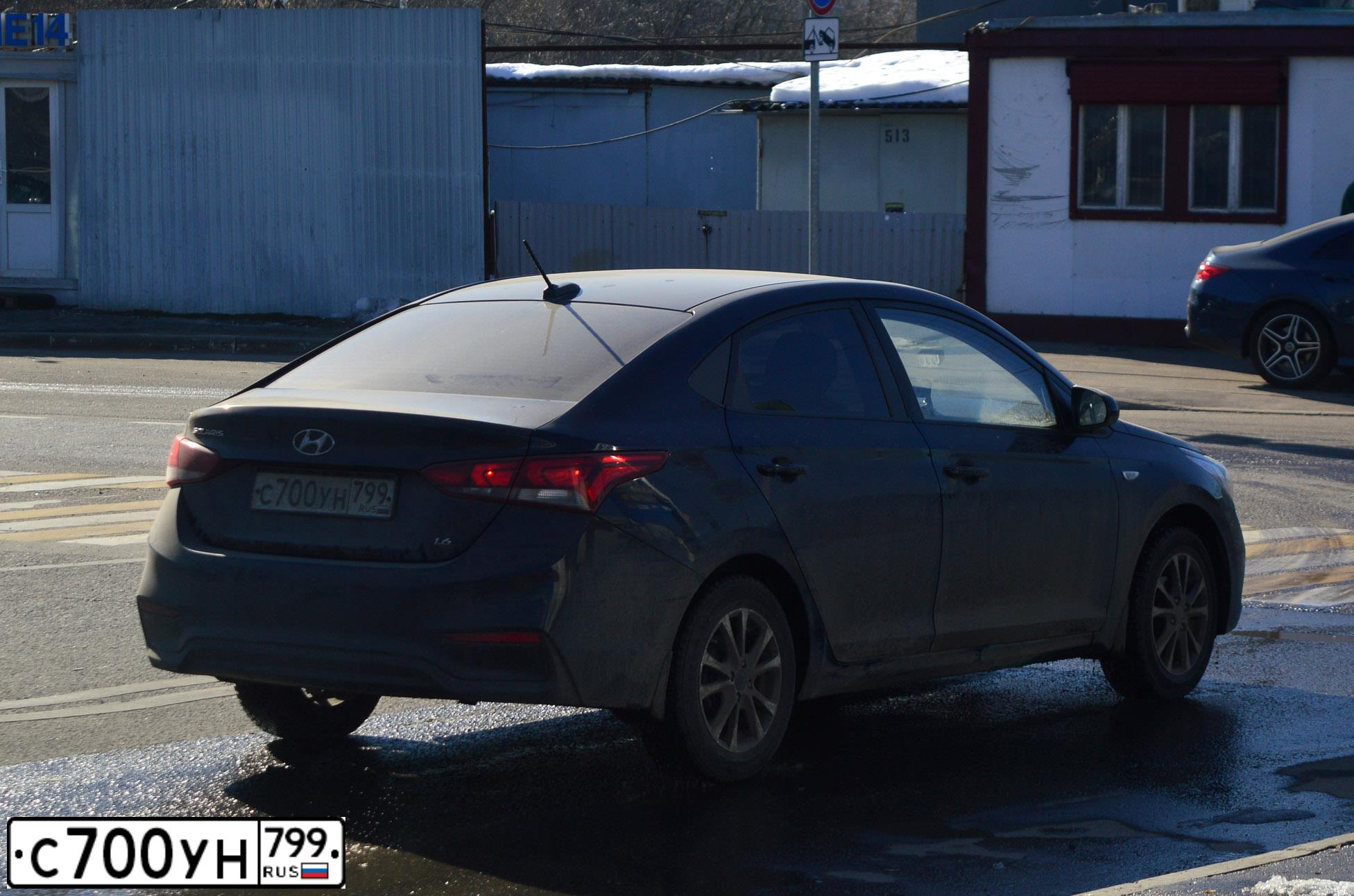 Фото автомобиля HYUNDAI SOLARIS, 2017 — госномер С700УН799. Цвет: ЧЕРНЫЙ