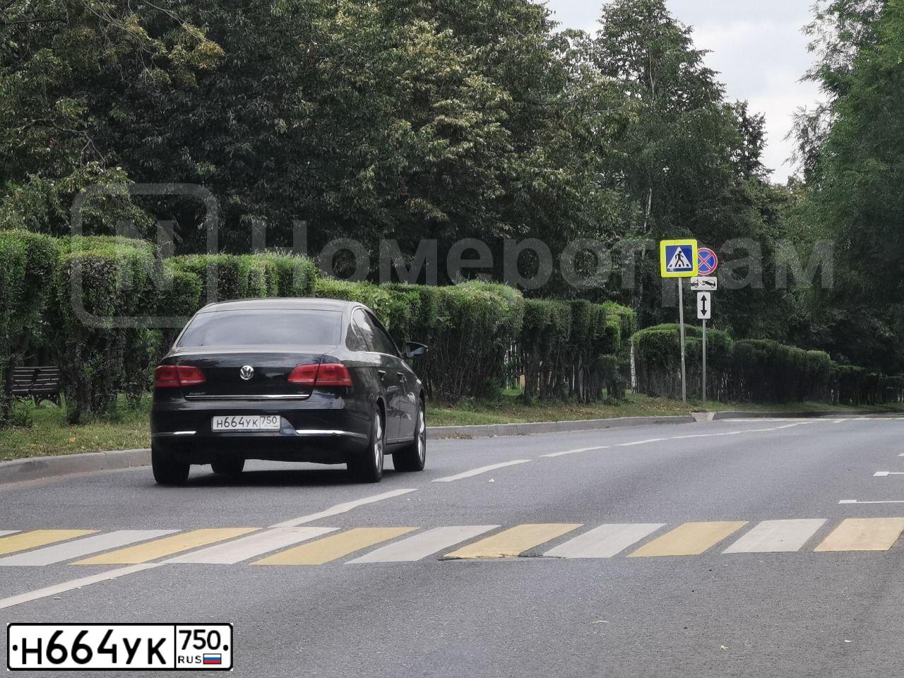 Фото автомобиля VOLKSWAGEN PASSAT, 2012 — госномер К892ХВ21. Цвет: ЧЕРНЫЙ