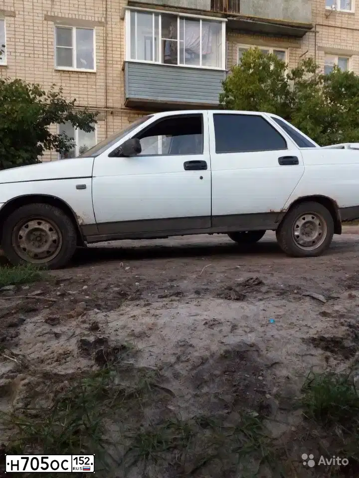 Фото автомобиля LADA 2110, 2001 — госномер А505ТТ152. Цвет: БЕЛЫЙ