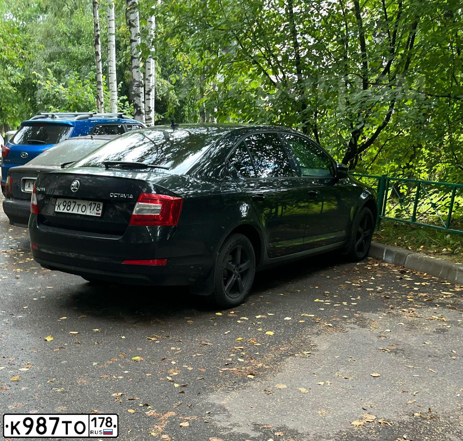 Фото автомобиля VOLKSWAGEN POLO, 2011 — госномер К424УТ82. Цвет: ЧЕРНЫЙ