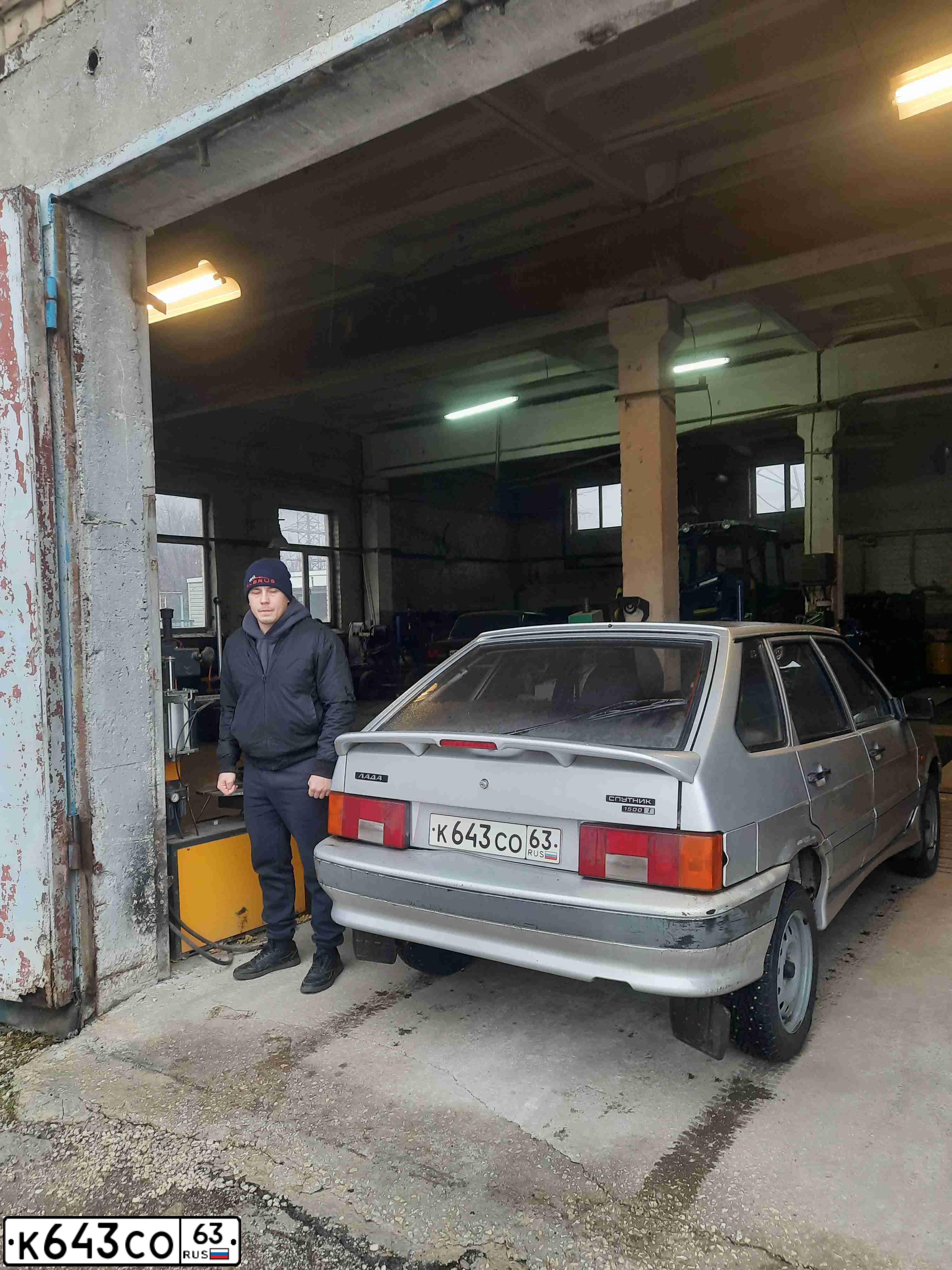 Фото автомобиля LADA 2114, 2004 — госномер М268МХ763. Цвет: СВЕТЛО-СЕРЕБРИСТЫЙ МЕТАЛЛ