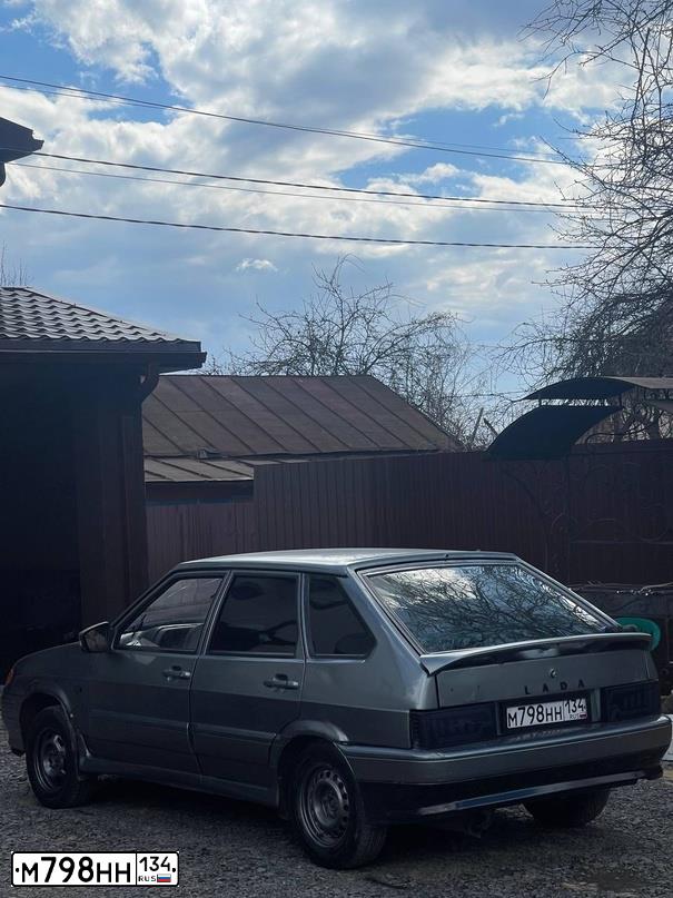 Фото автомобиля LADA 2114 SAMARA, 2007 — госномер Е196ОВ136. Цвет: СРЕДНИЙ СЕРО-ЗЕЛЕНЫЙ
