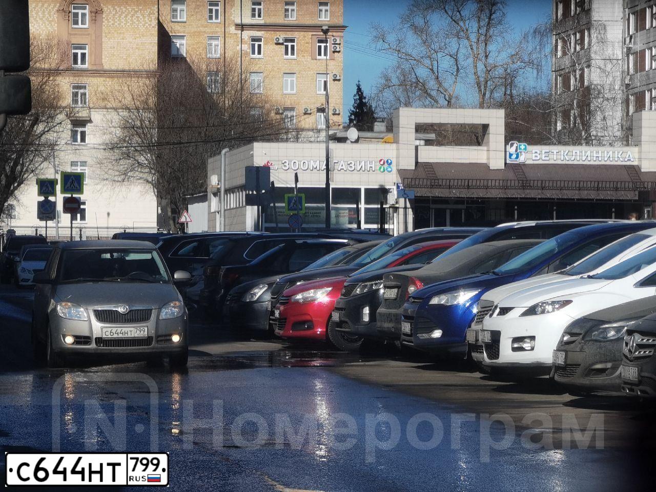 Фото автомобиля SKODA FABIA, 2010 — госномер С644НТ799. Цвет: СЕРЫЙ