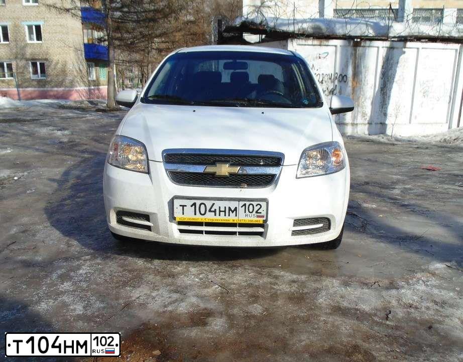 Фото автомобиля CHEVROLET AVEO, 2011 — госномер С442СО102. Цвет: БЕЛЫЙ