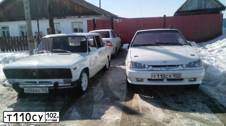 Фото автомобиля LADA 2113 SAMARA, 2011 — госномер Е168ЕК774. Цвет: Белый