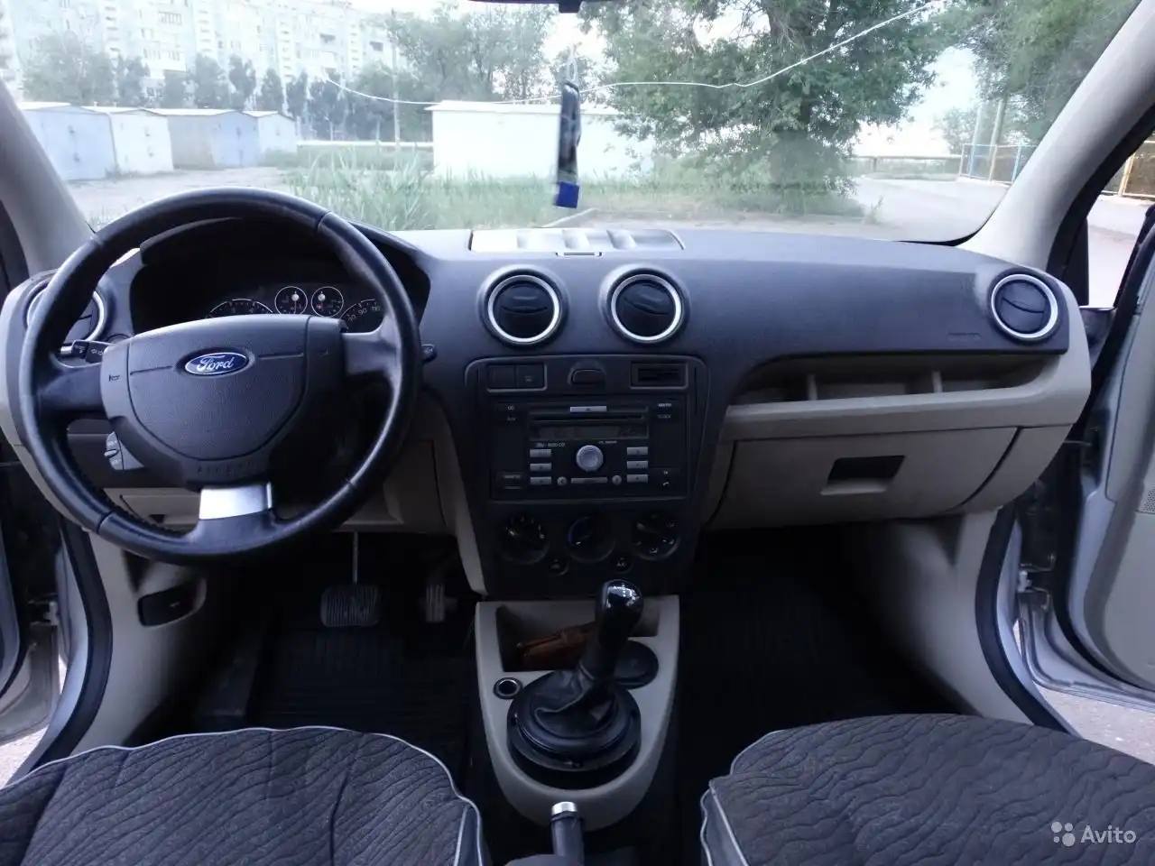 Фото автомобиля FORD FUSION, 2007 — госномер Х600ЕХ152. Цвет: СЕРЕБРИСТЫЙ