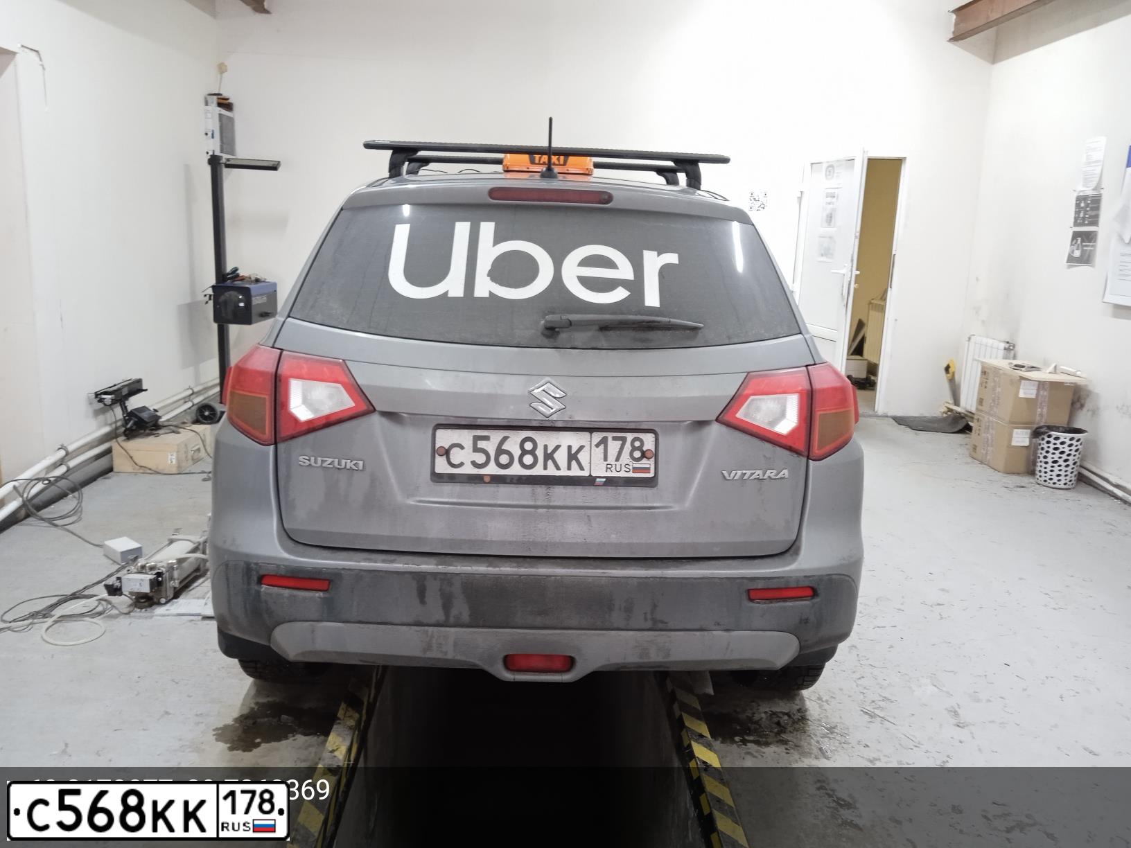 Фото автомобиля SUZUKI /GRAND/ VITARA, 2015 — госномер С568КК178. Цвет: СЕРЫЙ