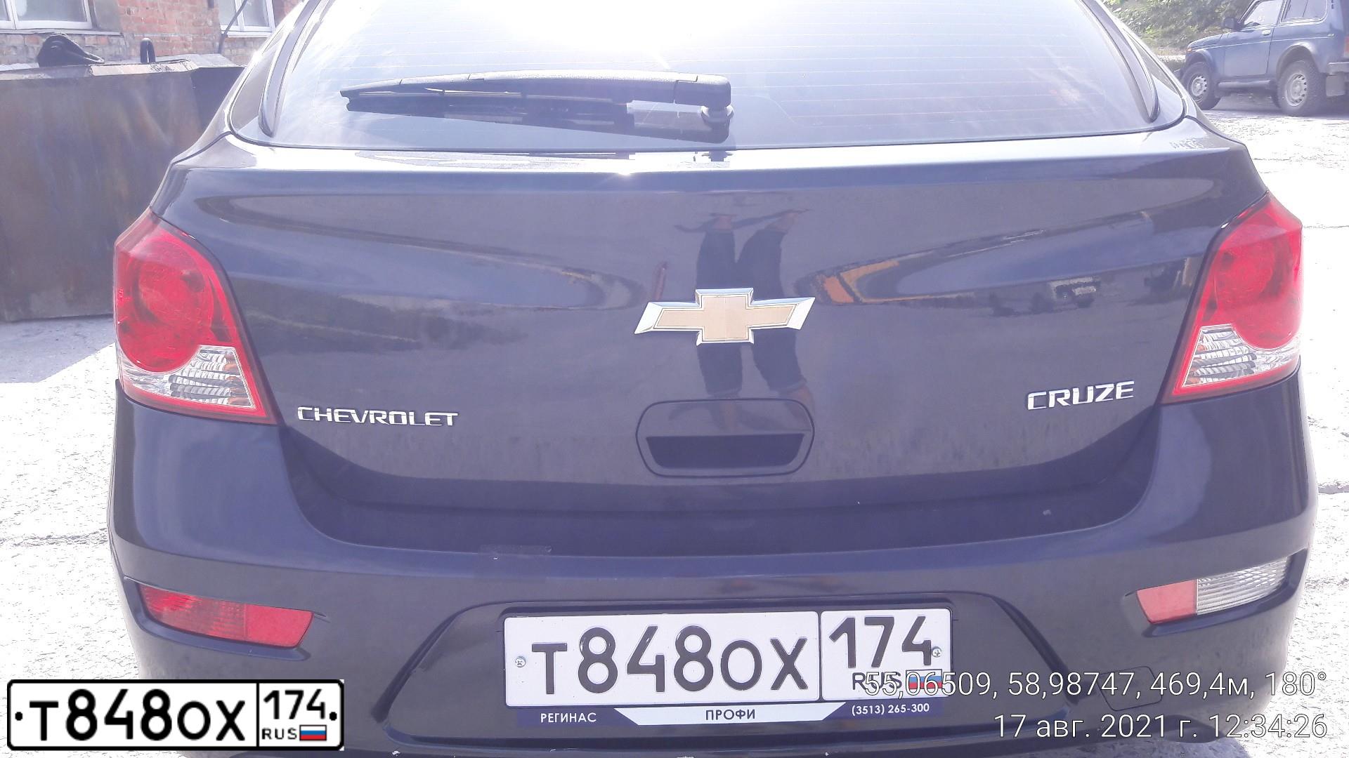 Фото автомобиля CHEVROLET CRUZE, 2012 — госномер Т848ОХ174. Цвет: ЧЕРНЫЙ МЕТАЛЛИК
