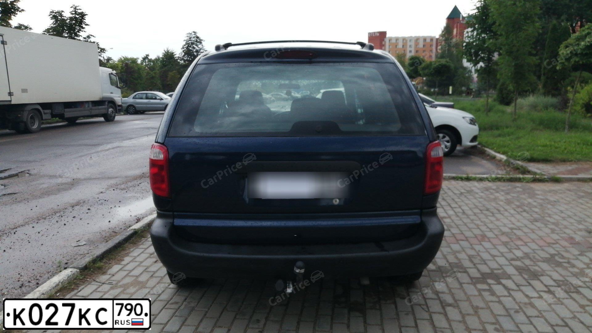 Фото автомобиля DODGE /GRAND/ CARAVAN, 2001 — госномер О077ТС797. Цвет: синий