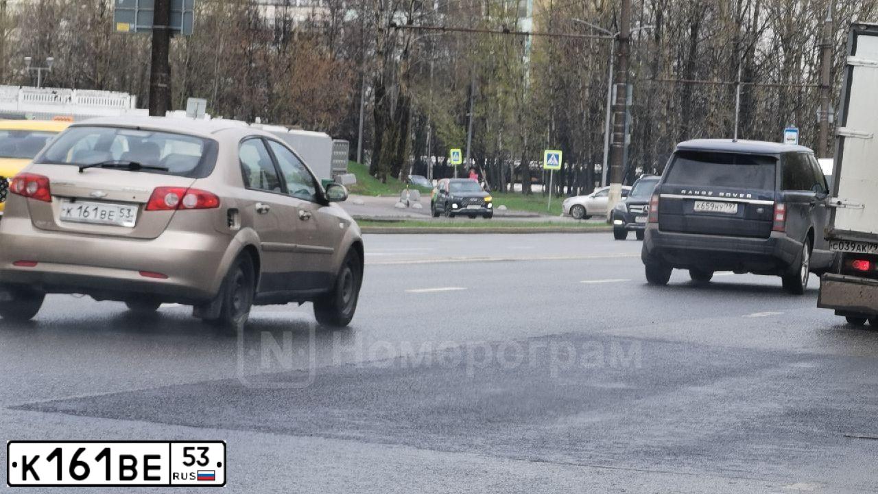 Фото автомобиля CHEVROLET LACETTI, 2006 — госномер О756ОС761. Цвет: БЕЖЕВЫЙ