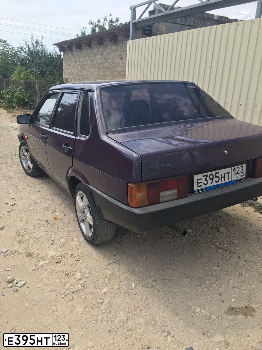 Фото автомобиля LADA 2109 SAMARA, 1999 — госномер Е395НТ123. Цвет: ФИОЛЕТОВЫЙ