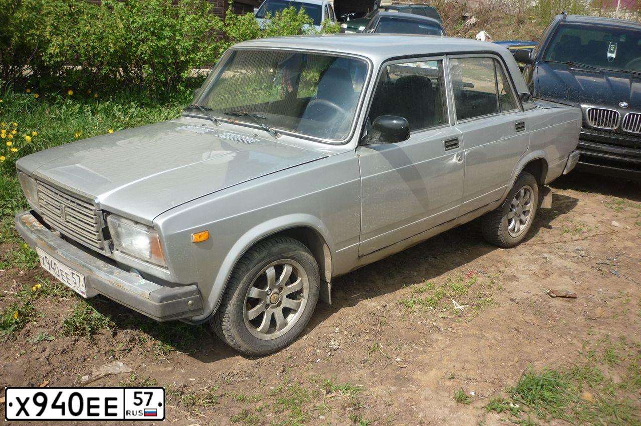 Фото автомобиля LADA 2107 LADA, 2011 — госномер Х940ЕЕ57. Цвет: СВЕТЛО-СЕРЕБРИСТЫЙ МЕТАЛЛ
