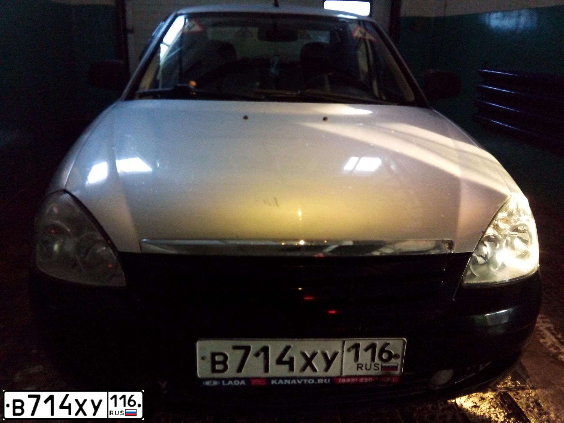 Фото автомобиля LADA 2170 PRIORA, 2010 — госномер В714ХУ116. Цвет: Светло-Серебристый металлик