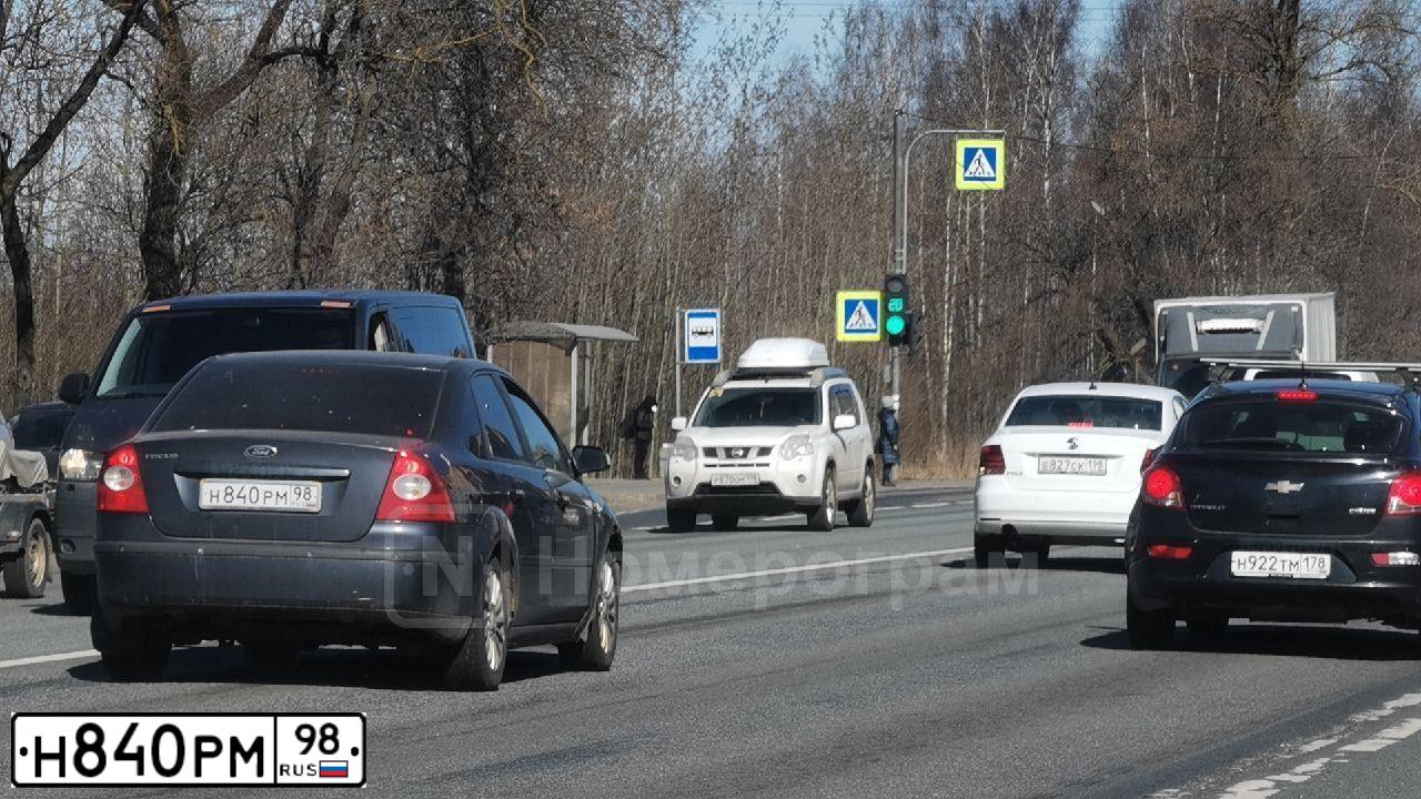Фото автомобиля FORD D FOCUS, 2007 — госномер Н840РМ98. Цвет: ТЕМНО-СЕРЫЙ