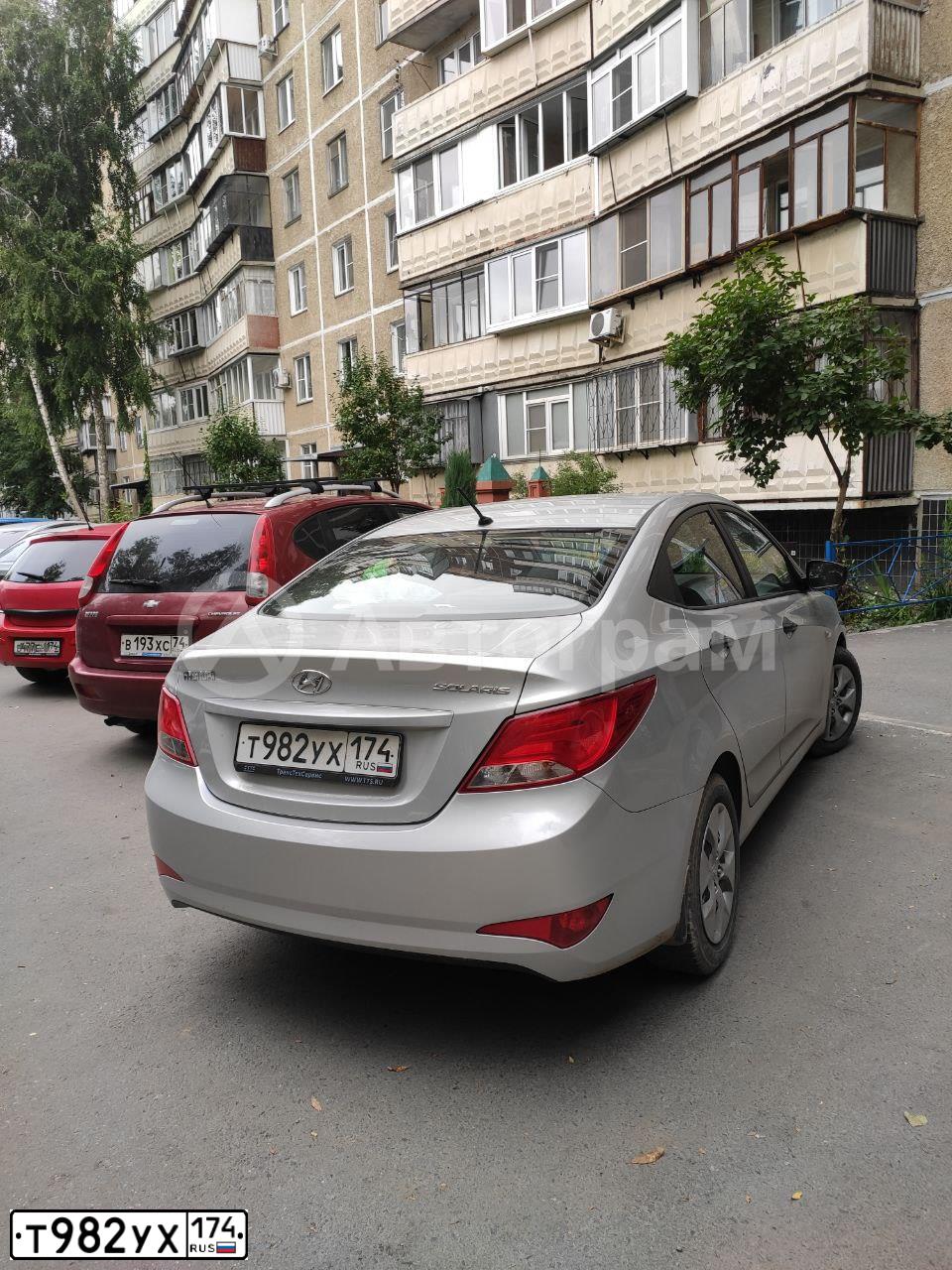 Фото автомобиля HYUNDAI SOLARIS, 2014 — госномер Х115МА774. Цвет: Серебристый