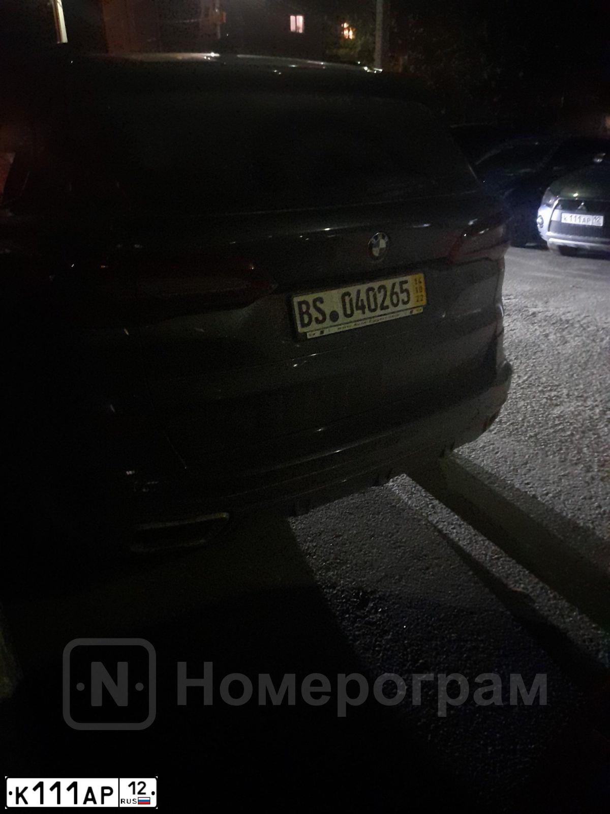 Фото автомобиля KIA SPECTRA, 2007 — госномер К111АР12. Цвет: Золотисто-бежевый