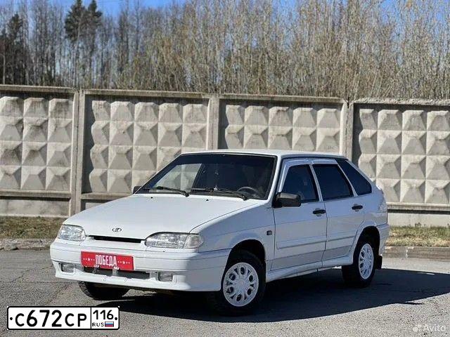 Фото автомобиля LADA 2114, 2013 — госномер Е978СТ18. Цвет: Белый