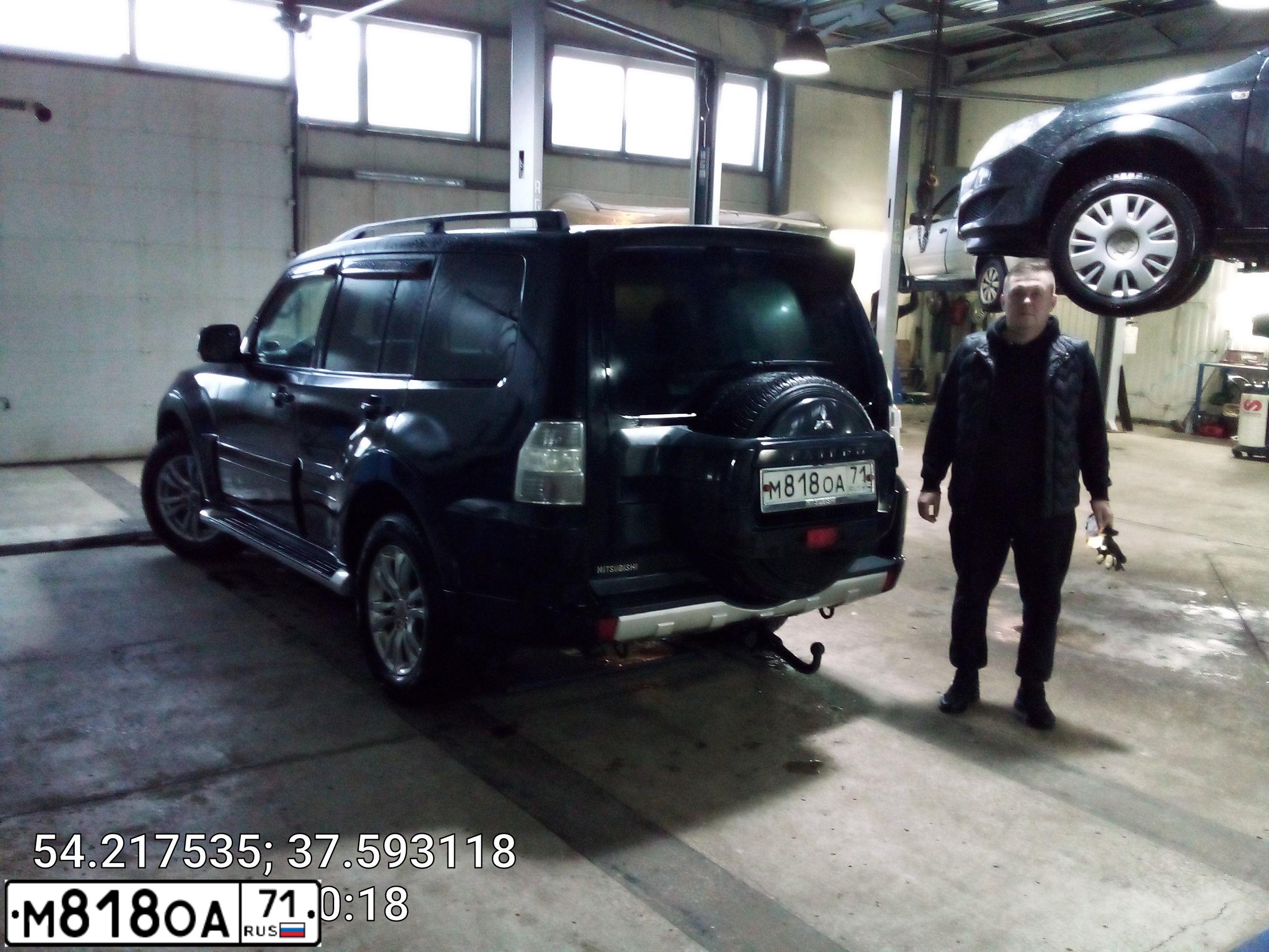 Фото автомобиля MITSUBISHI PAJERO, 2011 — госномер М818ОА71. Цвет: ЧЕРНЫЙ