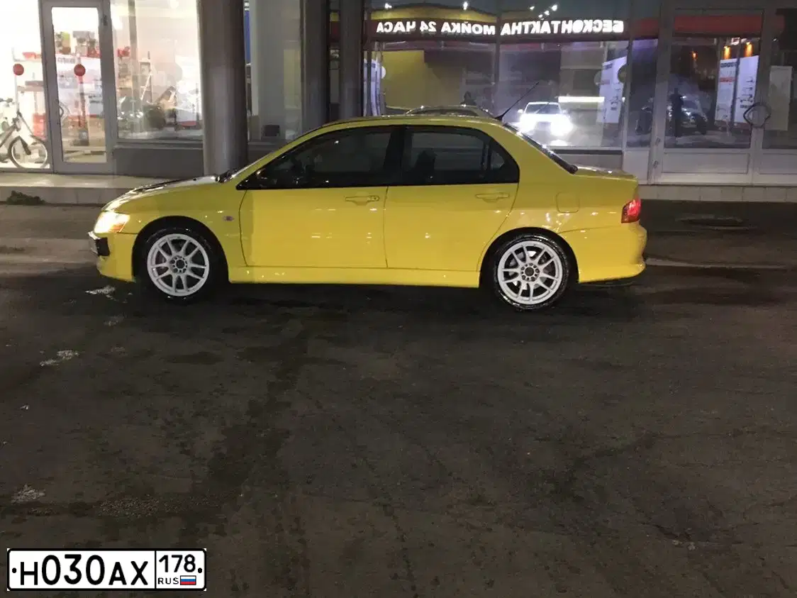 Фото автомобиля MAZDA, 2005 — госномер Н030АХ178