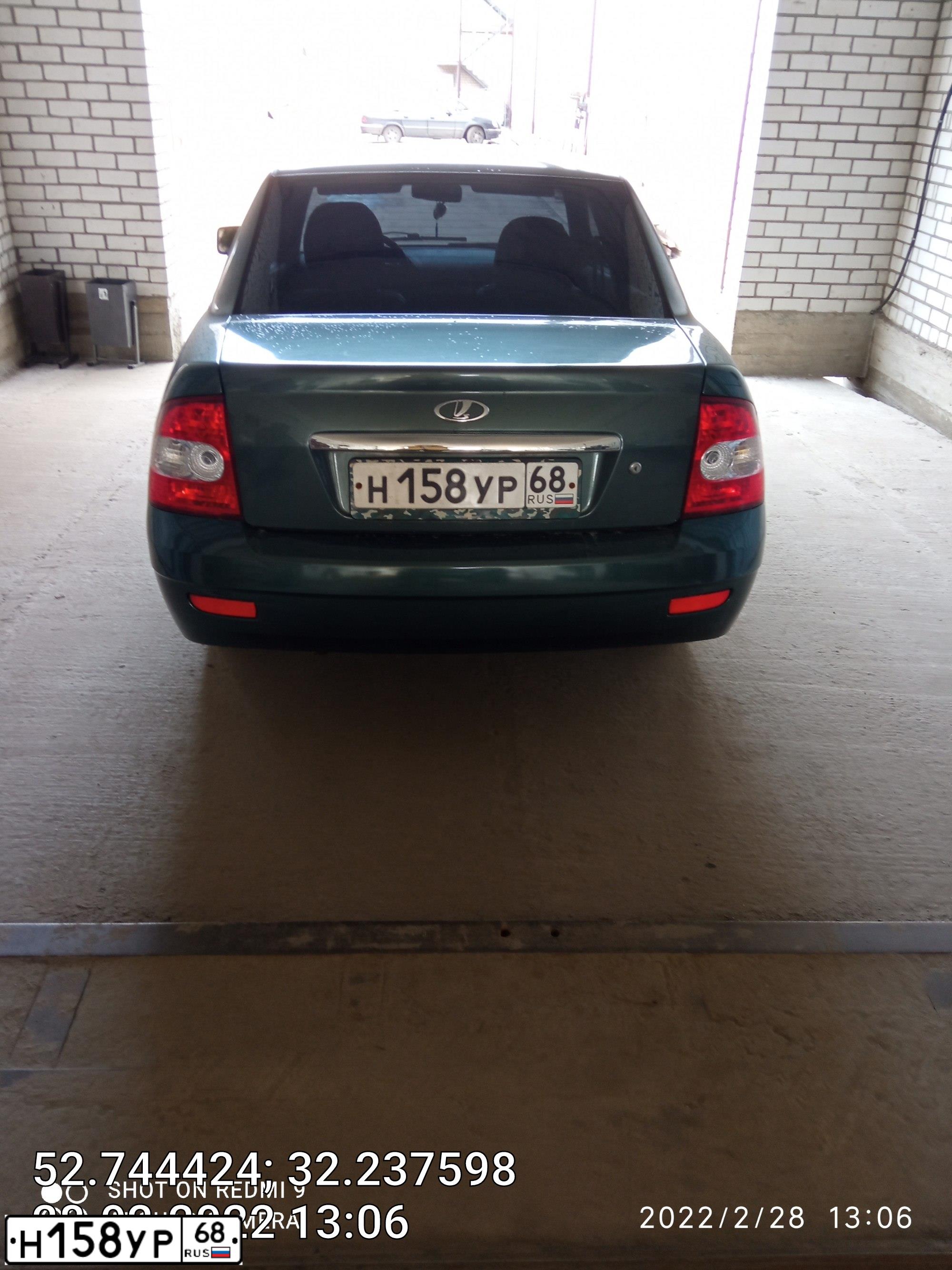 Фото автомобиля LADA 2170 PRIORA, 2008 — госномер С147МХ40. Цвет: СЕРО-СИНЕ-ЗЕЛЕНЫЙ