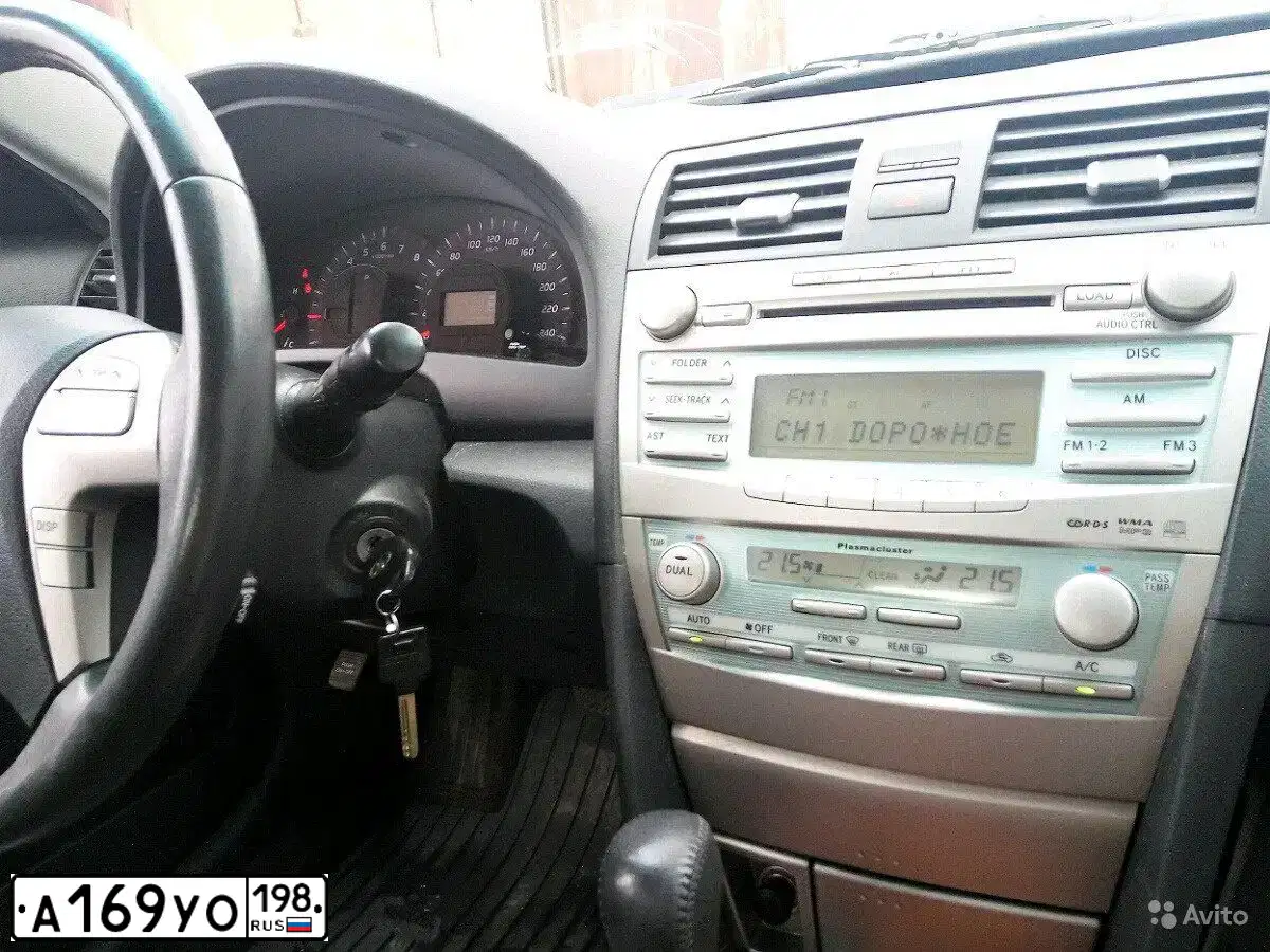 Фото автомобиля TOYOTA CAMRY, 2008 — госномер А169УО198. Цвет: СЕРЫЙ МЕТАЛЛИК