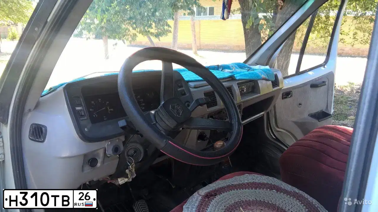 Фото автомобиля GAZ Z 2705 GAZEL, 1999 — госномер Н362МХ126. Цвет: СЕРЫЙ