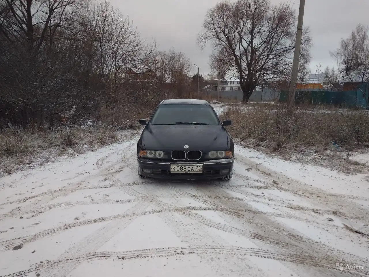 Фото автомобиля BMW SERIE 5, 1998 — госномер Е969РС71. Цвет: синий