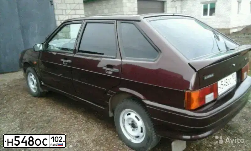 Фото автомобиля LADA 2114 SAMARA, 2012 — госномер Н548ОС102. Цвет: ТЕМНО-ВИШНЕВЫЙ