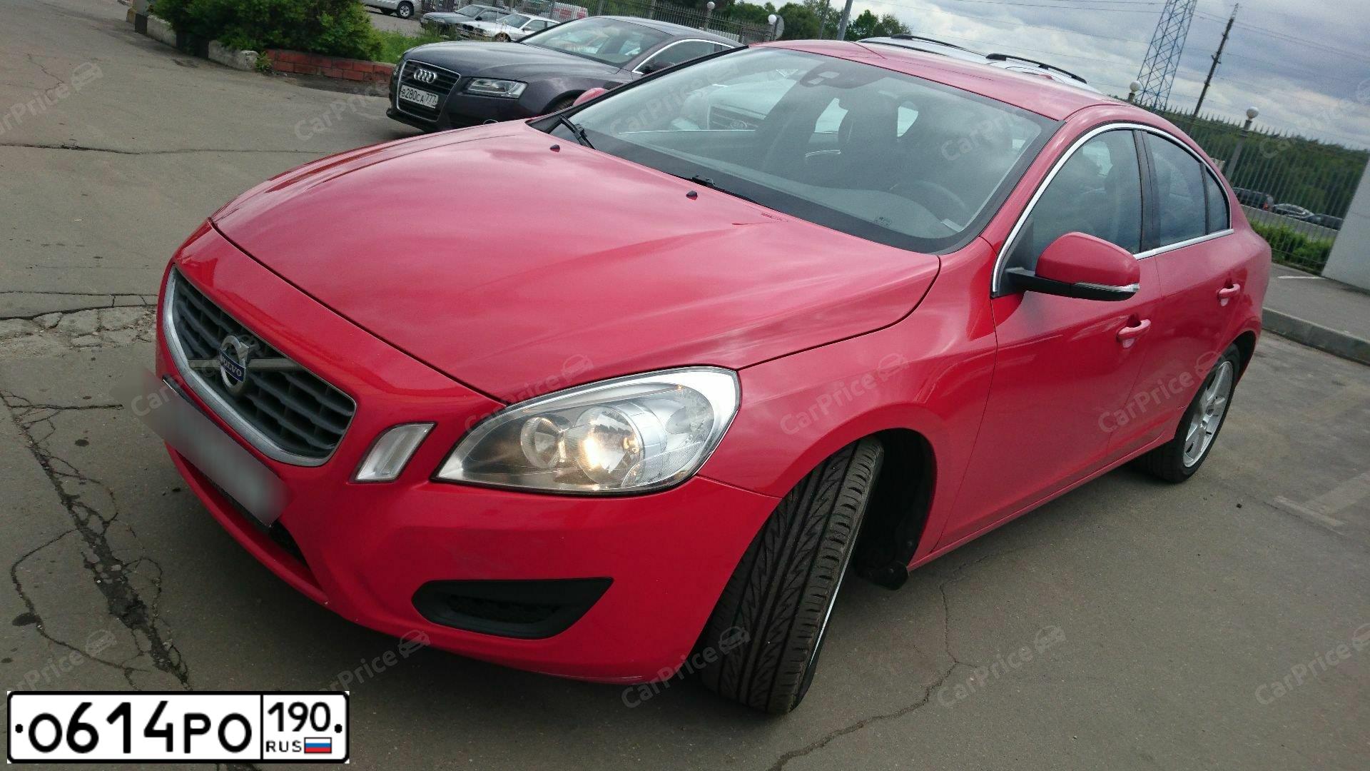 Фото автомобиля VOLVO S60, 2012 — госномер К010АК799. Цвет: Красный