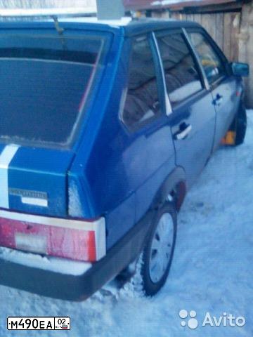 Фото автомобиля LADA 2109 SAMARA, 2000 — госномер М490ЕА02. Цвет: ЯРКО-СИНИЙ