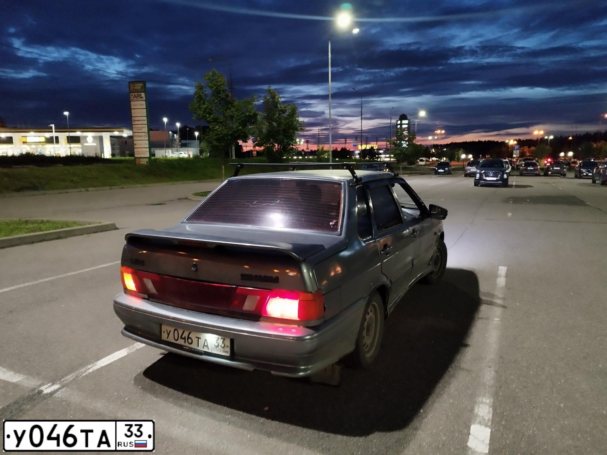 Фото автомобиля LADA 2115 SAMARA, 2012 — госномер У046ТА33. Цвет: СРЕДНИЙ СЕРО-ЗЕЛЕНЫЙ МЕТ