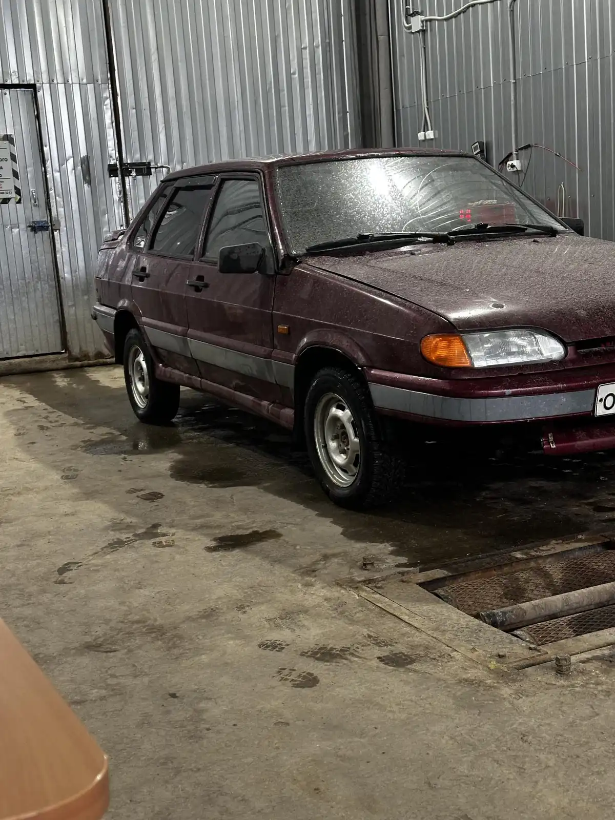 Фото автомобиля LADA 2115 SAMARA, 2005 — госномер С255АА550. Цвет: ТЕМНО-МАЛИНОВЫЙ