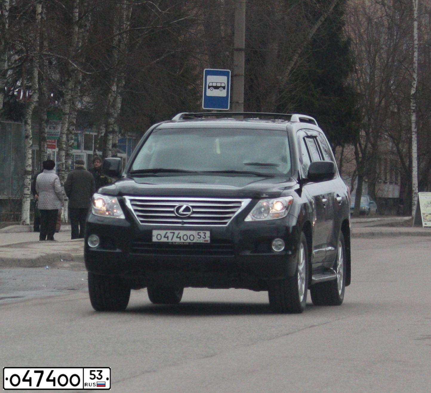 Фото автомобиля LEXUS LX 570, 2008 — госномер Е574УТ763. Цвет: ЧЕРНЫЙ