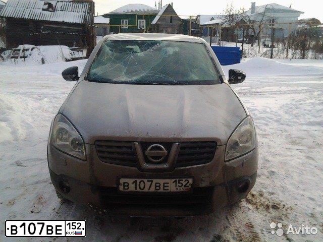 Фото автомобиля NISSAN QASHQAI, 2007 — госномер Т204НВ52. Цвет: СВЕТЛО-СЕРЫЙ
