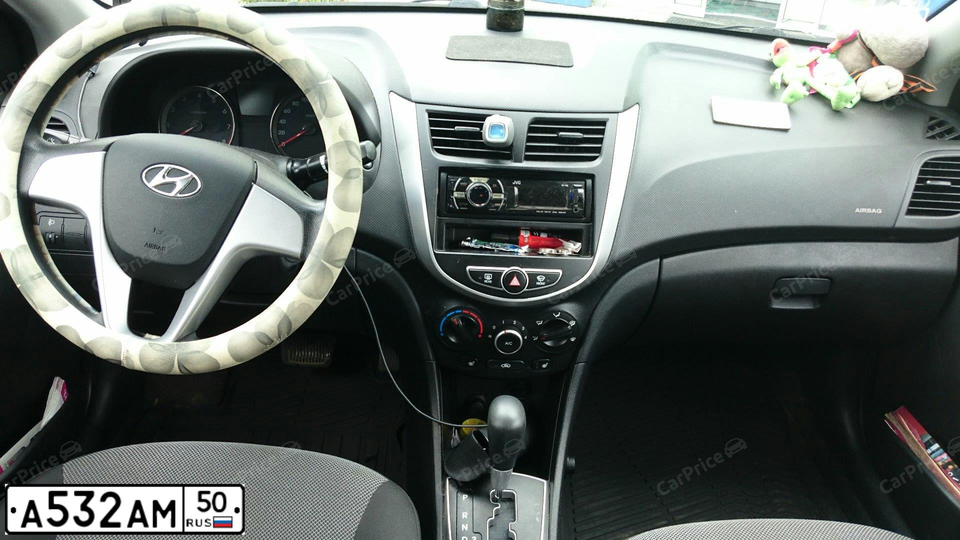 Фото автомобиля MITSUBISHI OUTLANDER, 2011 — госномер Т535ХО124. Цвет: синий