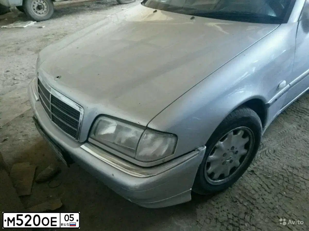 Фото автомобиля MERCEDES C-KLASSE, 1999 — госномер М520ОЕ05. Цвет: СТАЛЬНОЙ