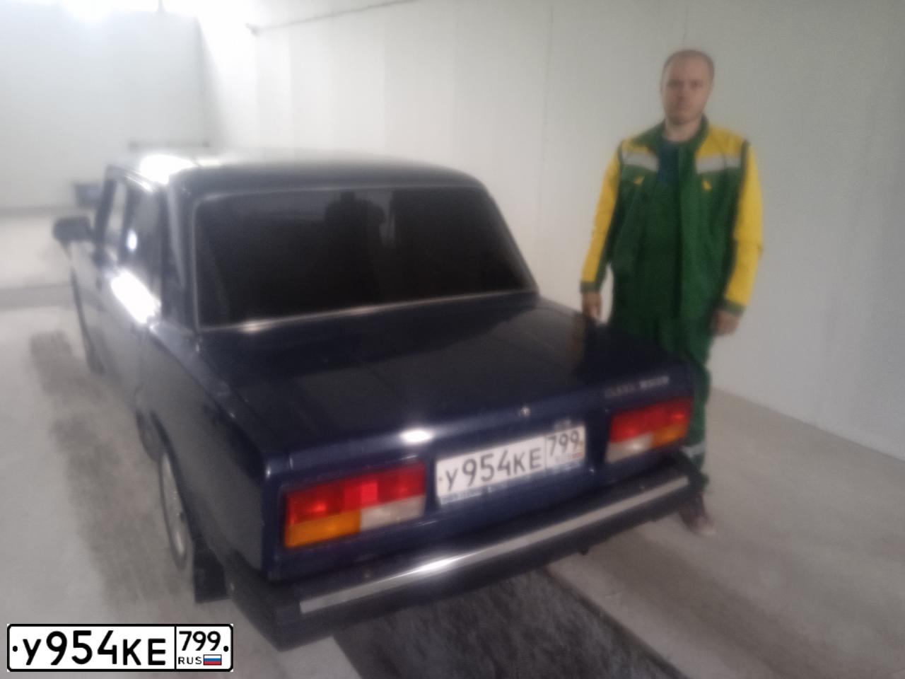 Фото автомобиля LADA 2107, 2009 — госномер Х778СР790. Цвет: Темно-синий