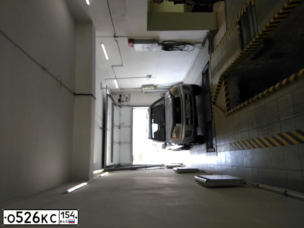 Фото автомобиля TOYOTA RAV4, 2001 — госномер О526КС154. Цвет: БЕЛЫЙ СЕРЕБРИСТЫЙ