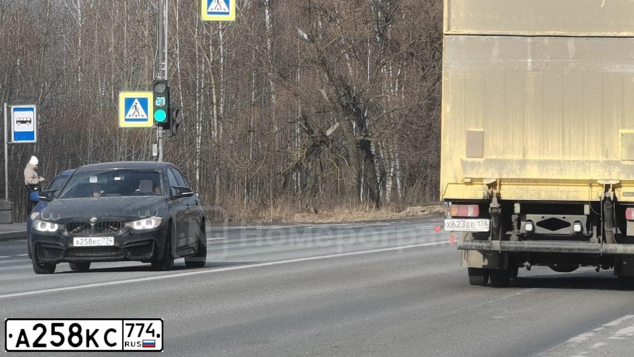 Фото автомобиля BMW SERIE 3, 2012 — госномер А258КС774. Цвет: ЧЕРНЫЙ