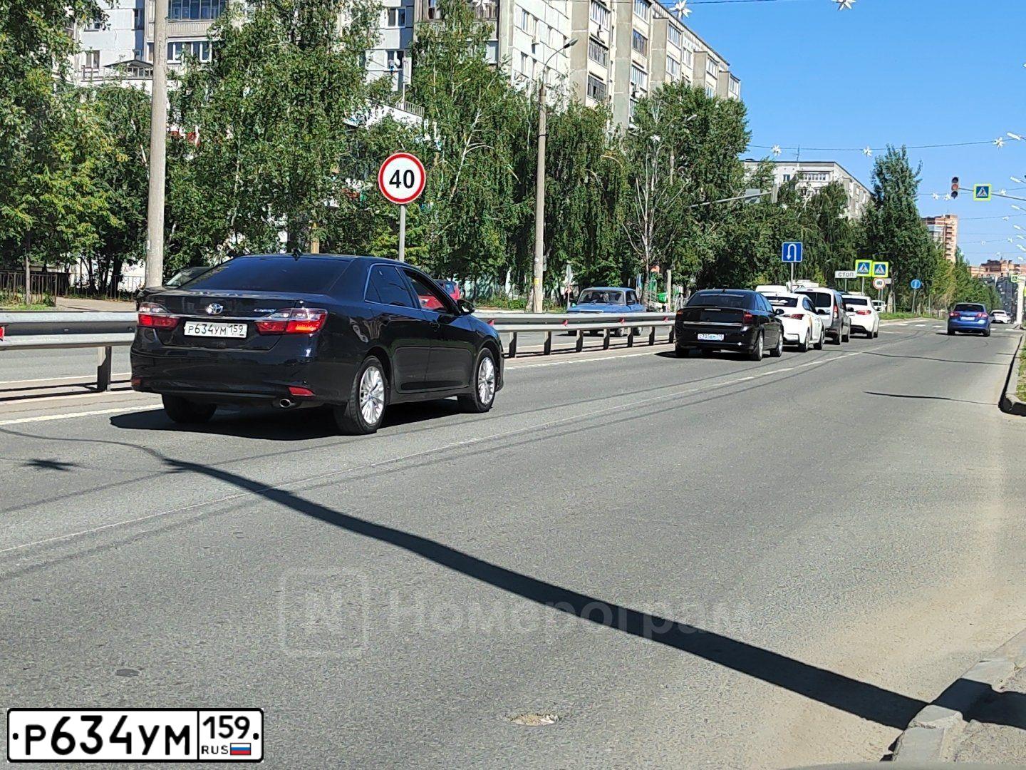 Фото автомобиля TOYOTA CAMRY, 2017 — госномер Р634УМ159. Цвет: ЧЕРНЫЙ